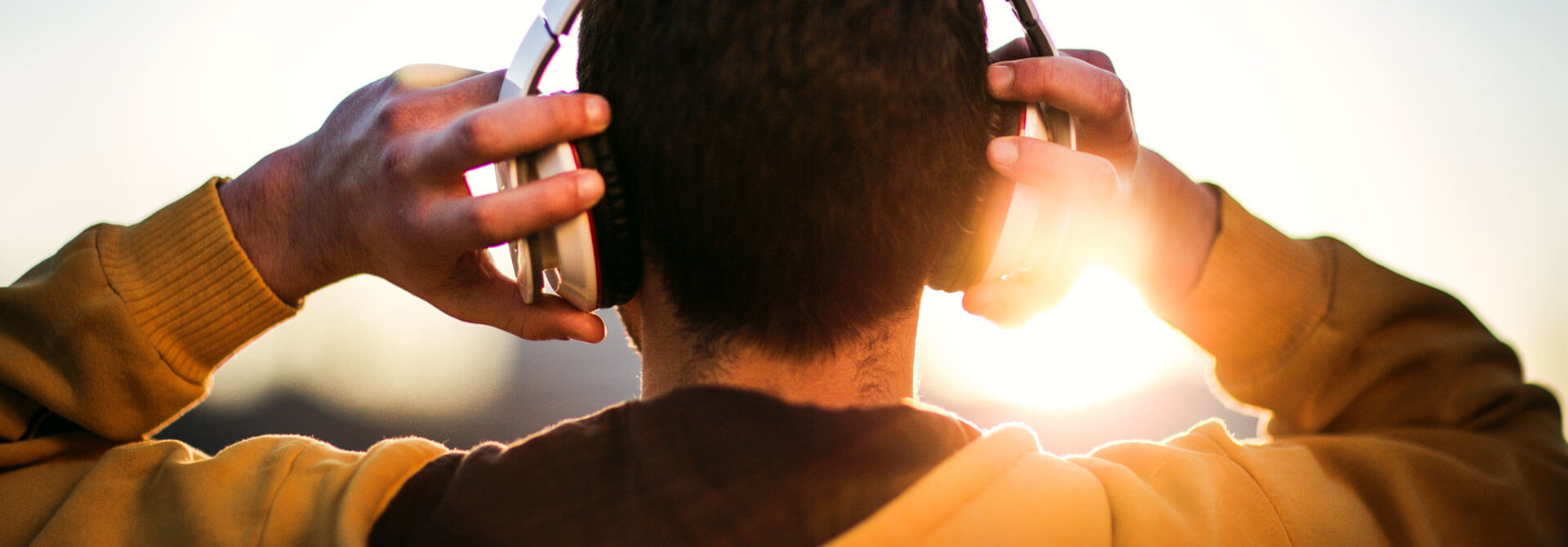 df-headphones-audio-lrg Dana-Farber Cancer Institute. Audio.